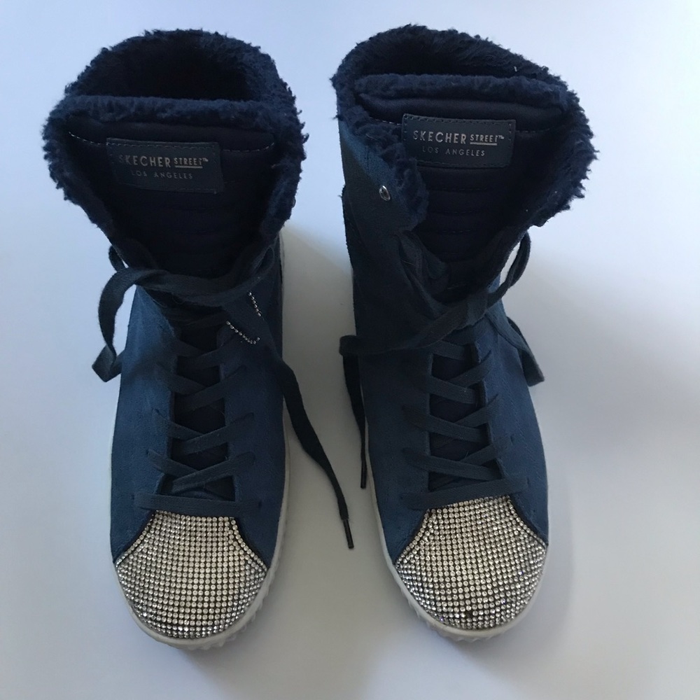 Sketcher street boots size 8